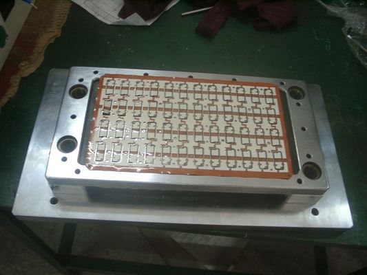 চলমান দক্ষ ডাই PCB পাঞ্চিং টুল দ্রুত প্রতিস্থাপন
