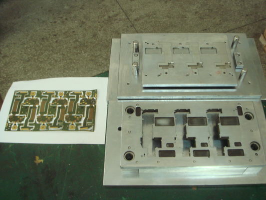কাস্টমাইজ ডাই টুল সহ 30T মেটাল হোল PCB পাঞ্চিং মেশিন
